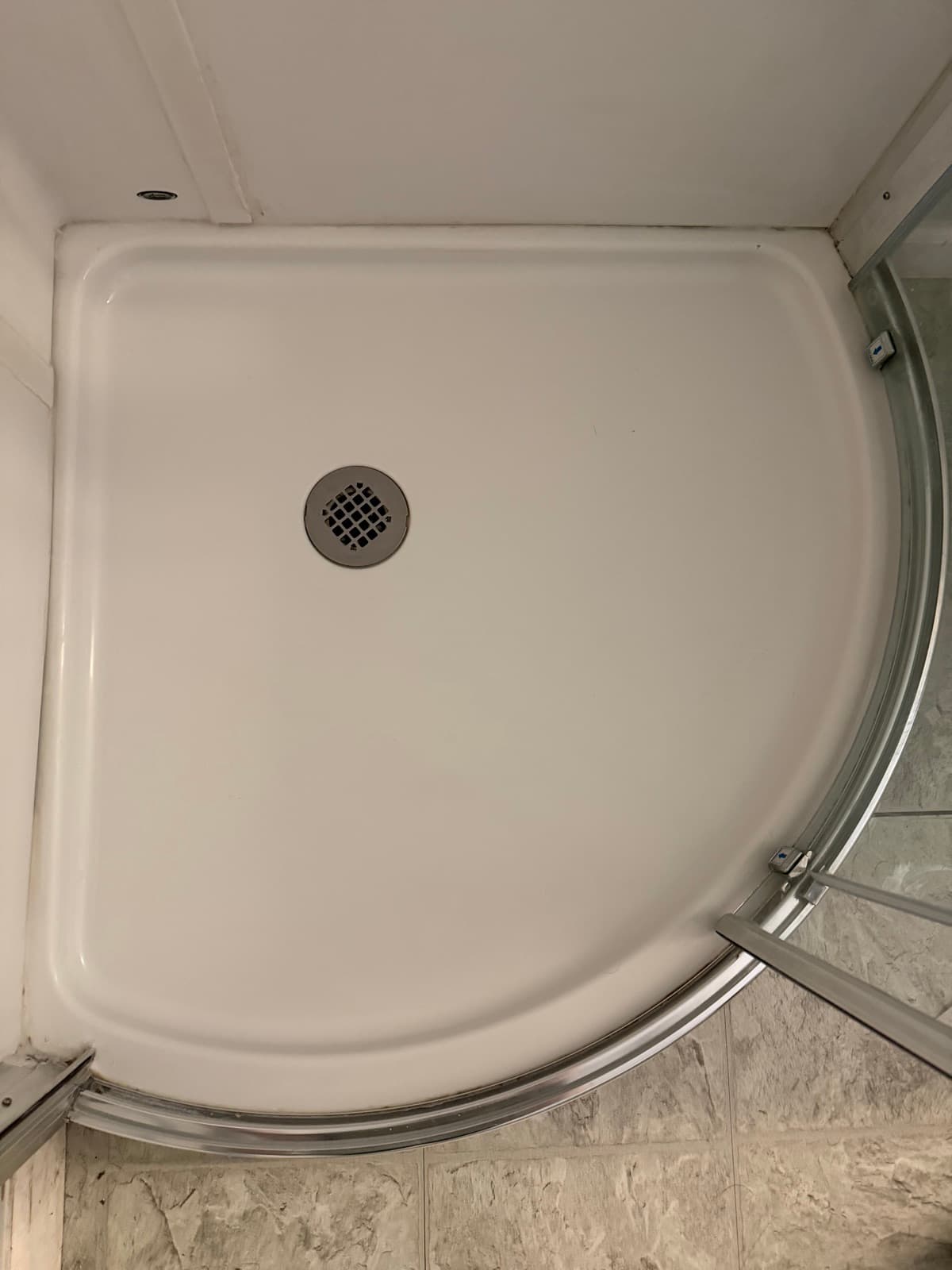 Home Cleaning in Kent, WA — Bathroom after cleaning: Drain detailed, base scrubbed bright